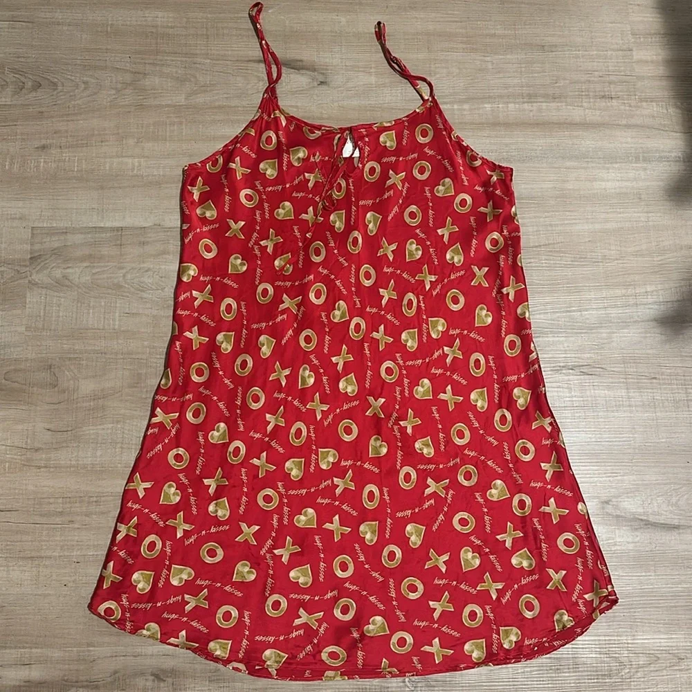 lunya guc women’s